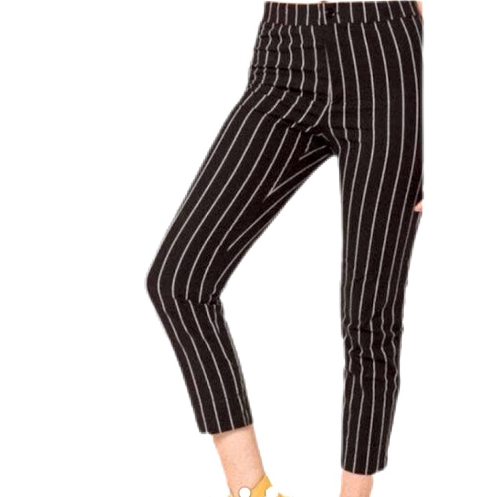 $12 NWT  high-rise pinstripe ankle pants